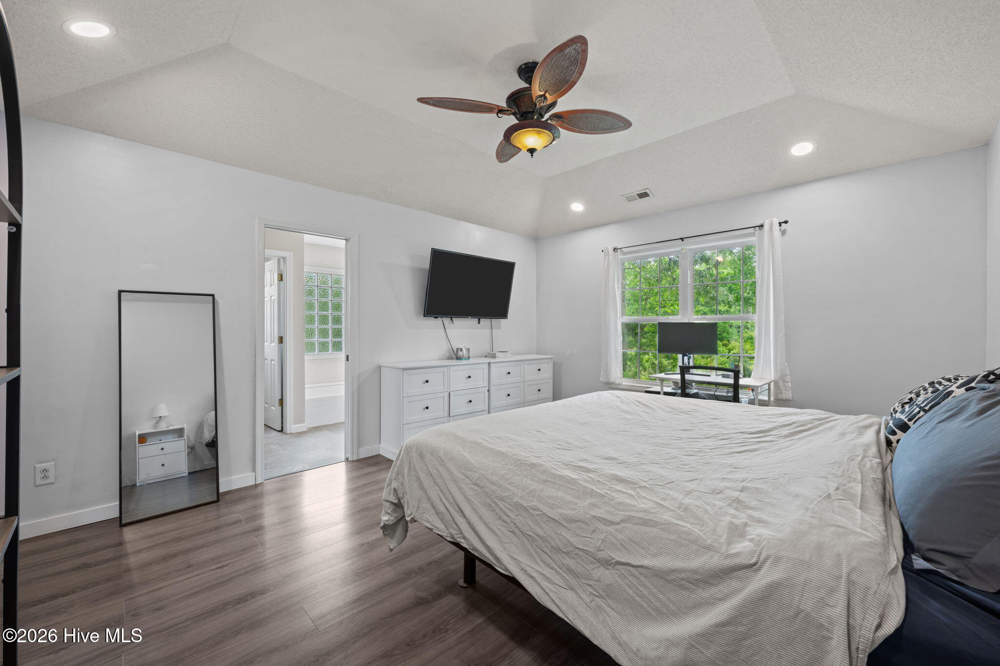 619 Fox Ridge Court Havelock, NC 28532 - Photo 31 of 42 master suite