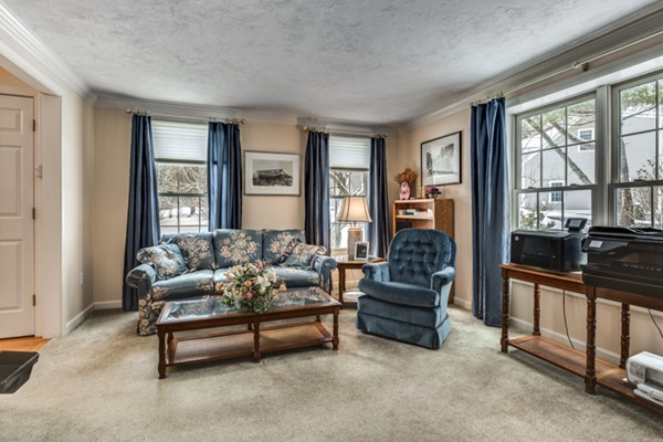 8 Westfield Road Hopkinton, MA 01748 - Photo 6 of 25 Gallery Image 6