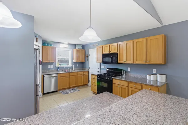 $269,900 | 404 Elsmore Drive, New Bern, NC 28562