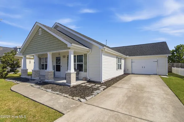 $269,900 | 404 Elsmore Drive, New Bern, NC 28562