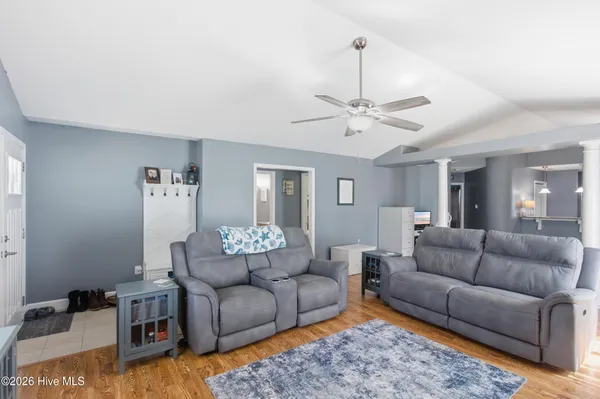 $269,900 | 404 Elsmore Drive, New Bern, NC 28562