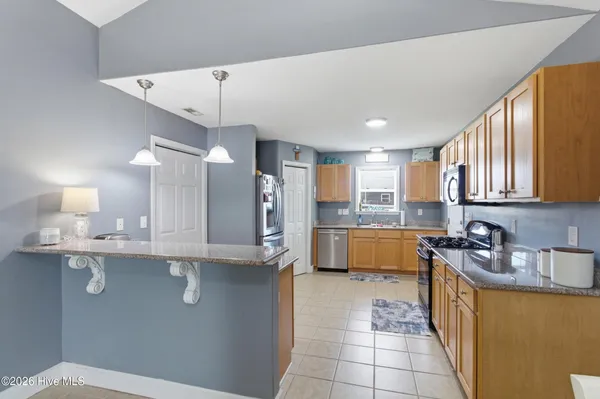 $269,900 | 404 Elsmore Drive, New Bern, NC 28562