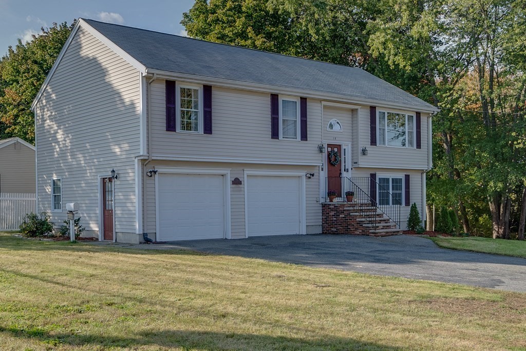 18 Pilgrim Road Woburn, MA 01801 - Photo 1 of 25 Gallery Image 1