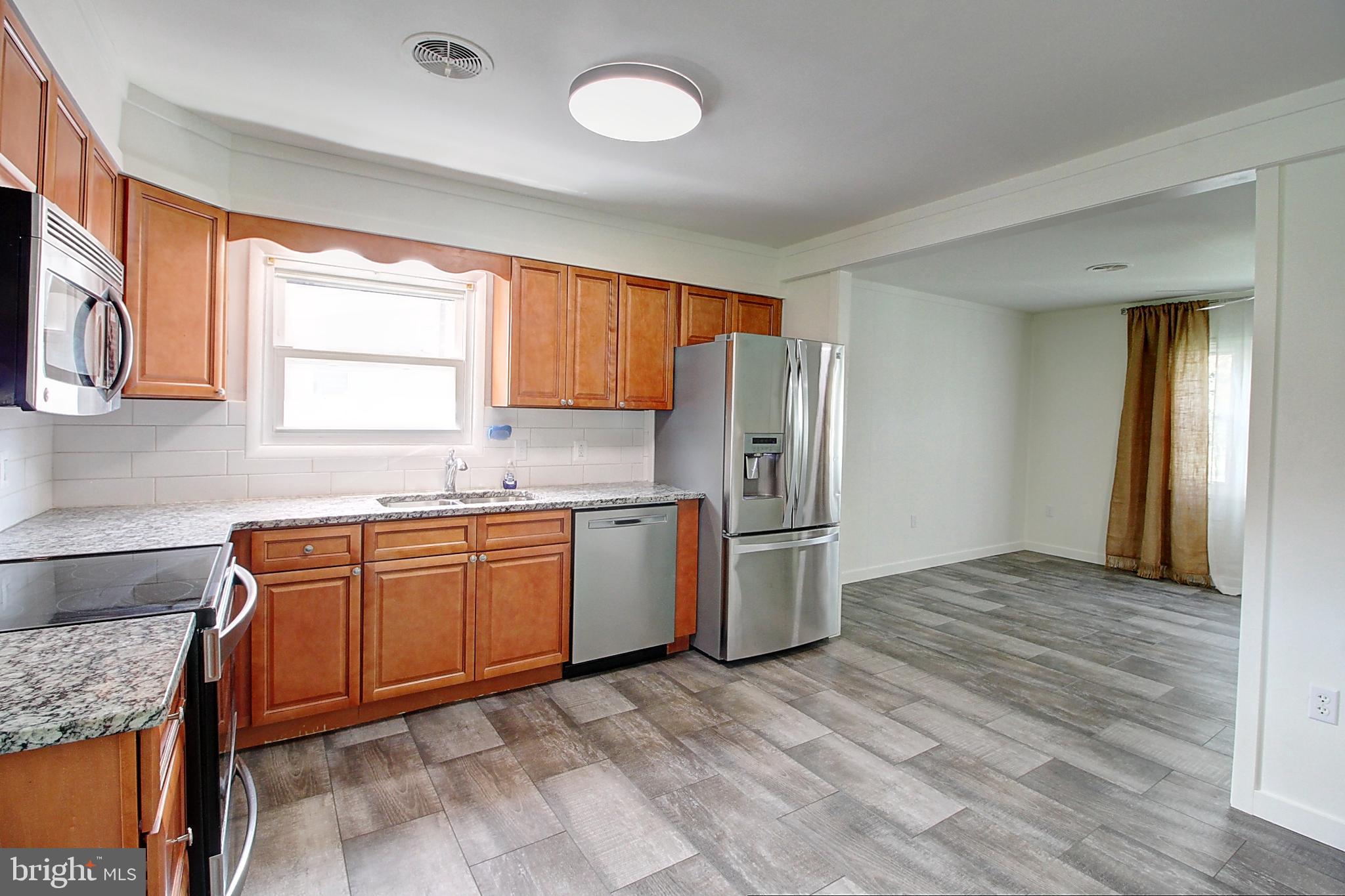 306 Adam Road Frederick, MD 21701 - Photo 6 of 19