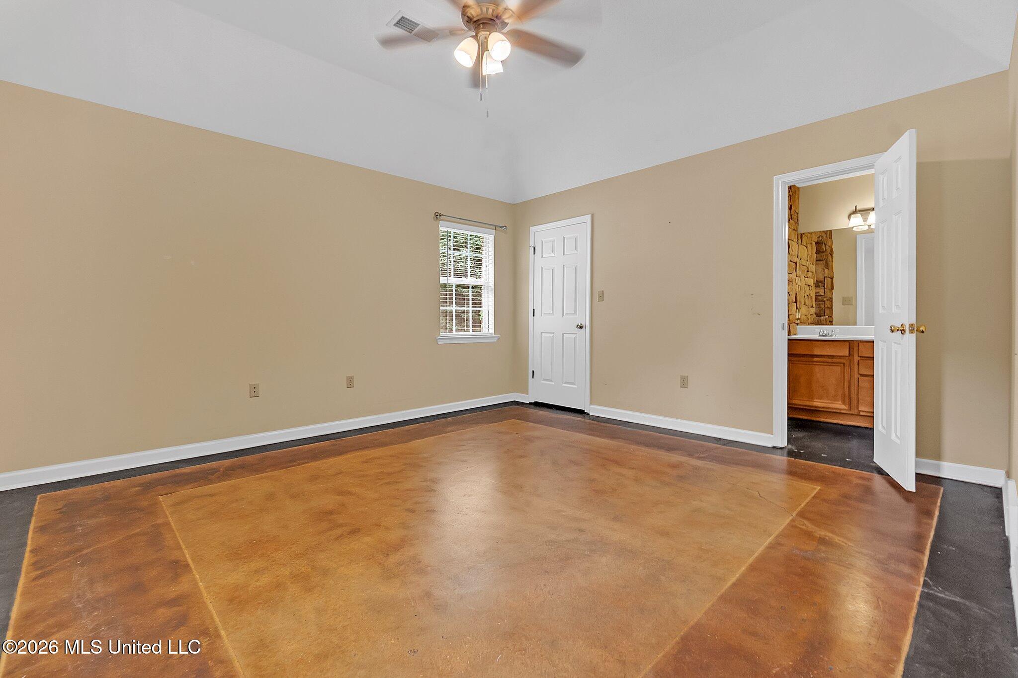 209 Roper Cove Byhalia, MS 38611 - Photo 12 of 29 14-DSC00334