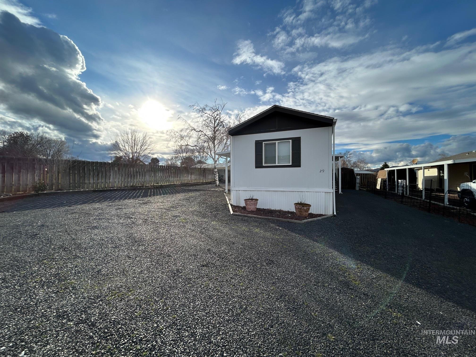 1430 Chestnut Street, Unit 29 Clarkston, WA 99403 - Photo 2 of 25