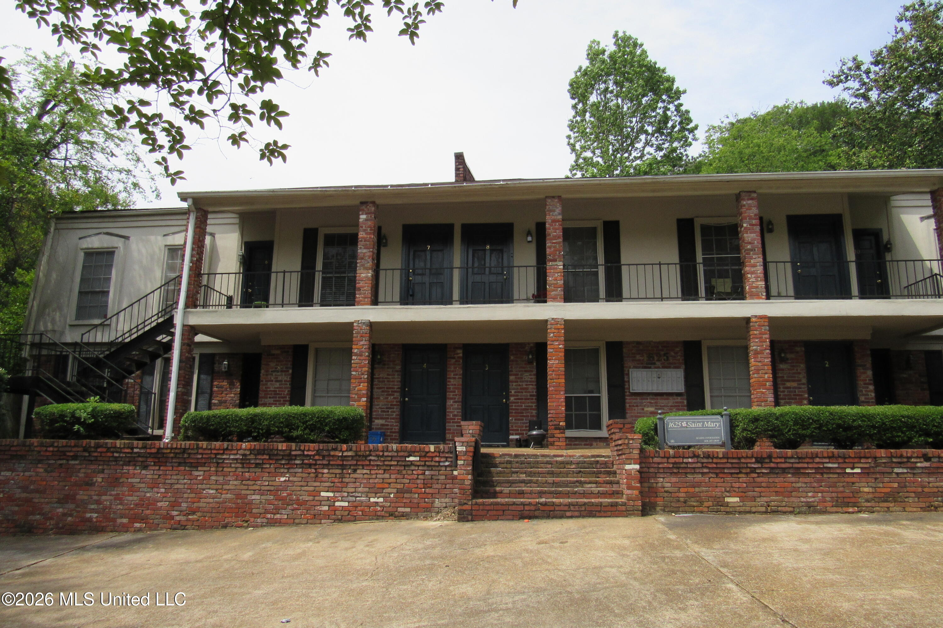 1625 St Mary Street, Unit 7 Jackson, MS 39202 - Photo 3 of 11 7293D924-9EEE-4F2C-97BF-CD9995285C70