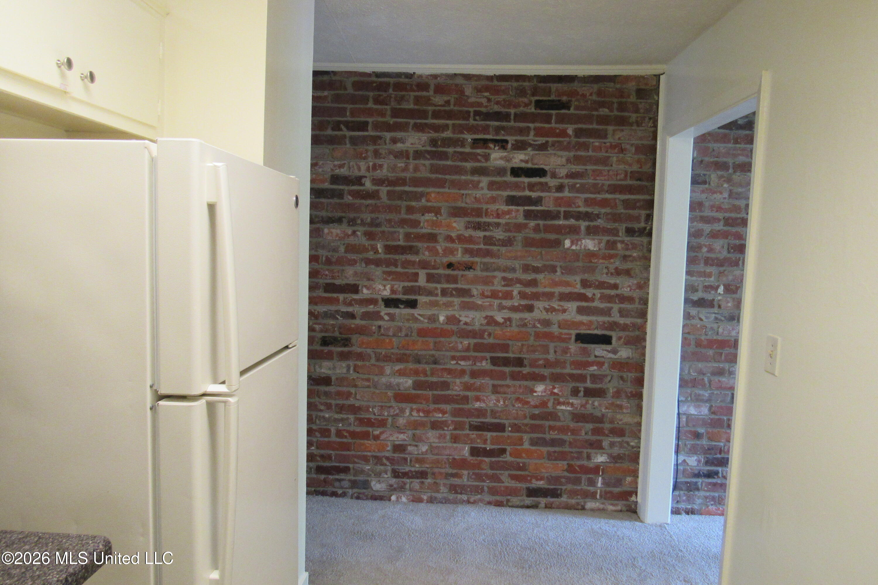 1625 St Mary Street, Unit 7 Jackson, MS 39202 - Photo 6 of 11 74543225-56F9-4F90-9317-5531CA87EE81