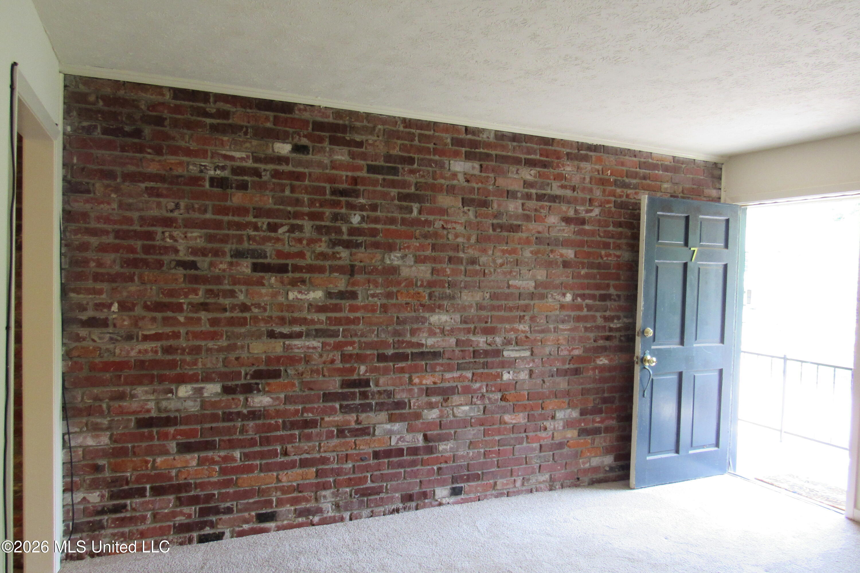 1625 St Mary Street, Unit 7 Jackson, MS 39202 - Photo 8 of 11 B94EE418-1AE2-4D3D-8A24-4180797486EA