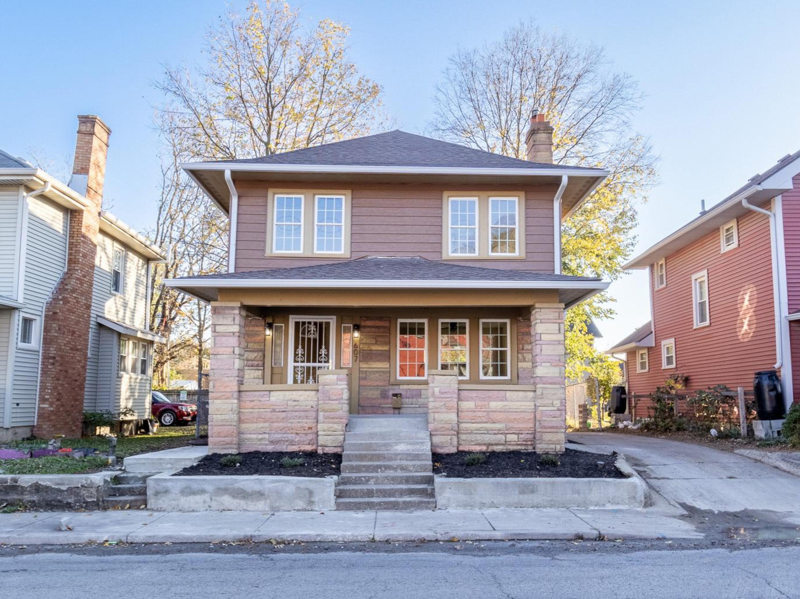 607 East 30th Street Indianapolis, IN 46205 - Photo 1 of 36