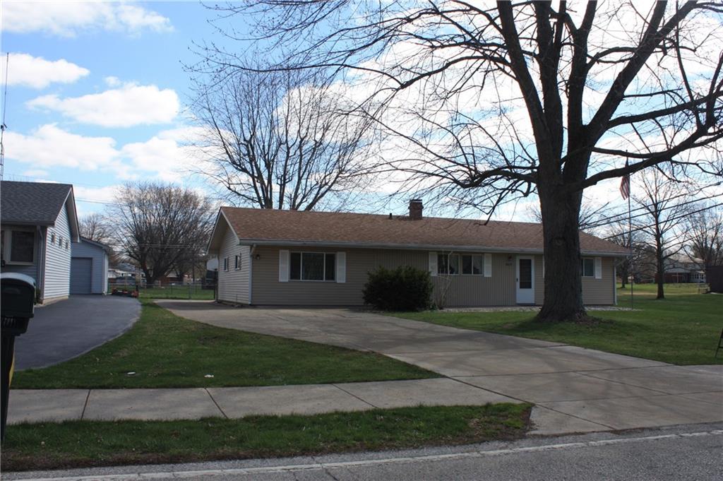 405 Howard Road Greenwood, IN 46142 - Photo 1 of 2 Gallery Image 1