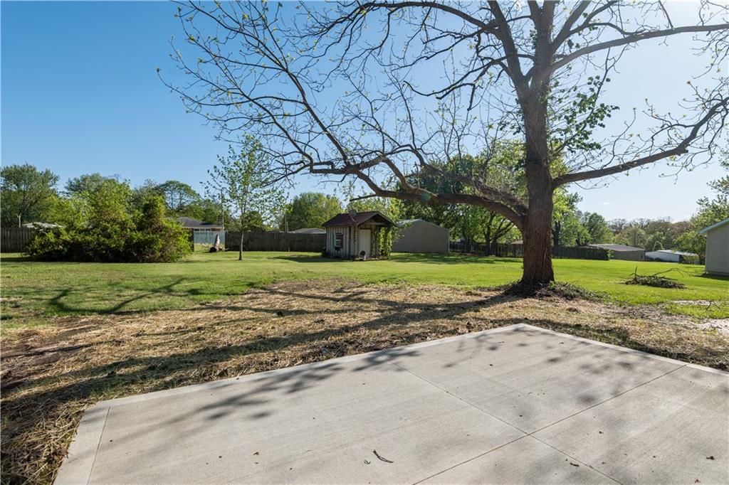 2881 Southgate Loop Sedalia, MO 65301 - Photo 32 of 39