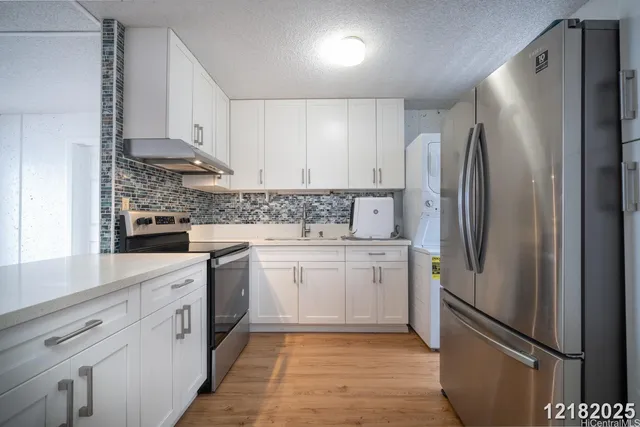 $2,500 | 95-014 Waihonu Street, Unit D801, Mililani, HI 96789