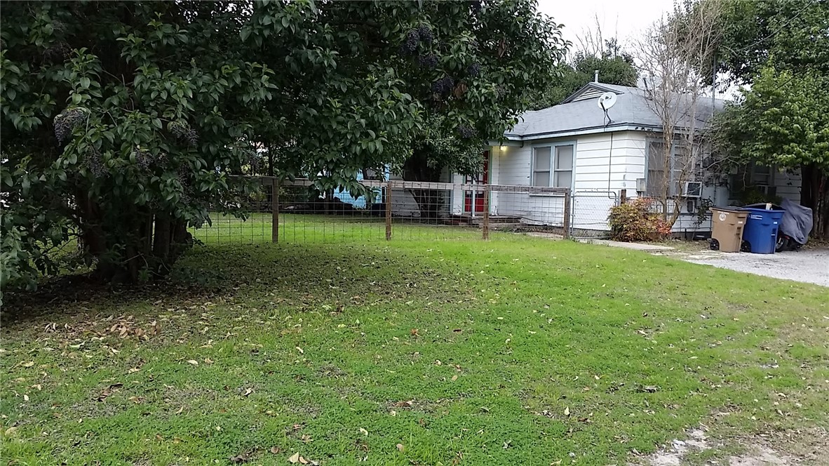 918 Stobaugh Street, Unit B Austin, TX 78757 - Photo 1 of 1