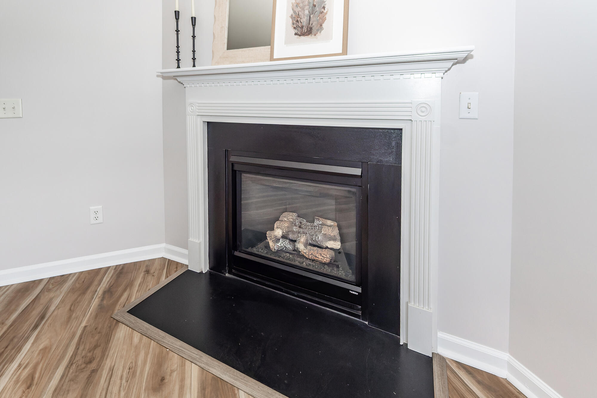 140 Decatur Drive Summerville, SC 29486 - Photo 15 of 58 Cozy fireplace for those cool evenings