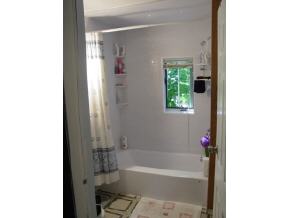 167 Cottage Road Manchester, NH 03103 - Photo 11 of 12 Gallery Image 11