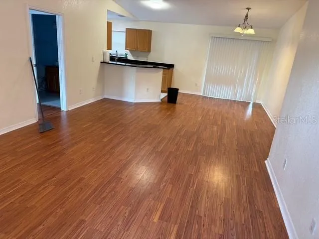 $2,300 | 911 Valmar Street, Brandon, FL 33511