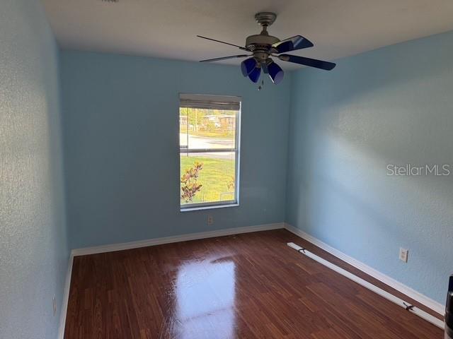 911 Valmar Street Brandon, FL 33511 - Photo 3 of 31