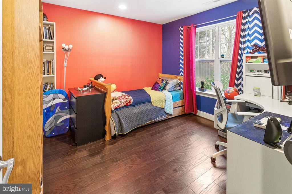 9803 Wood Edge Way Lanham, MD 20706 - Photo 13 of 25