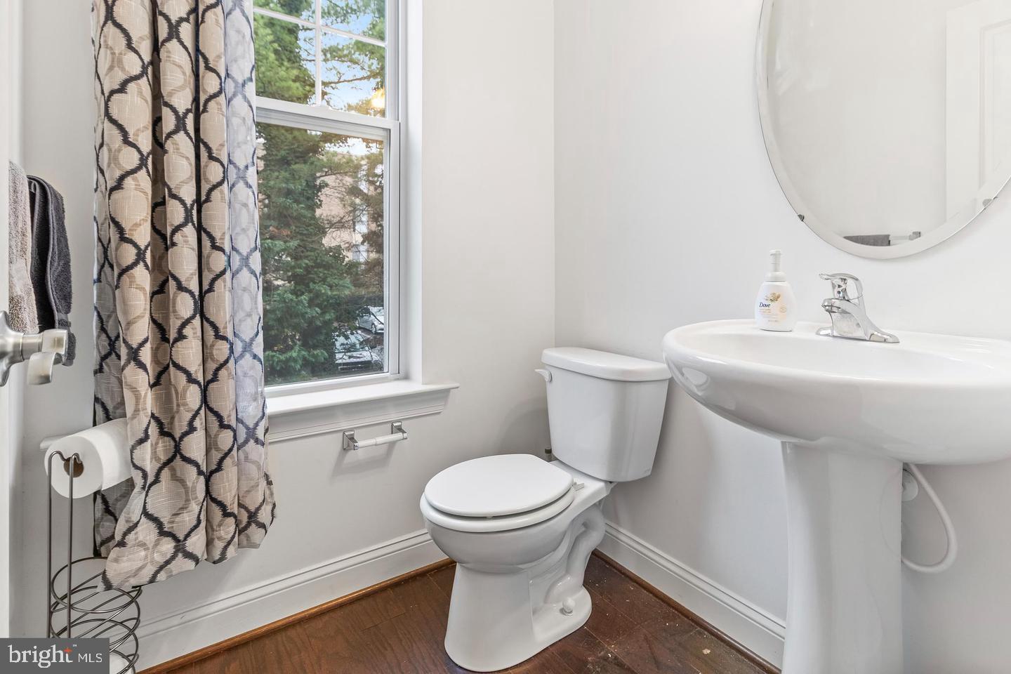 9803 Wood Edge Way Lanham, MD 20706 - Photo 17 of 25