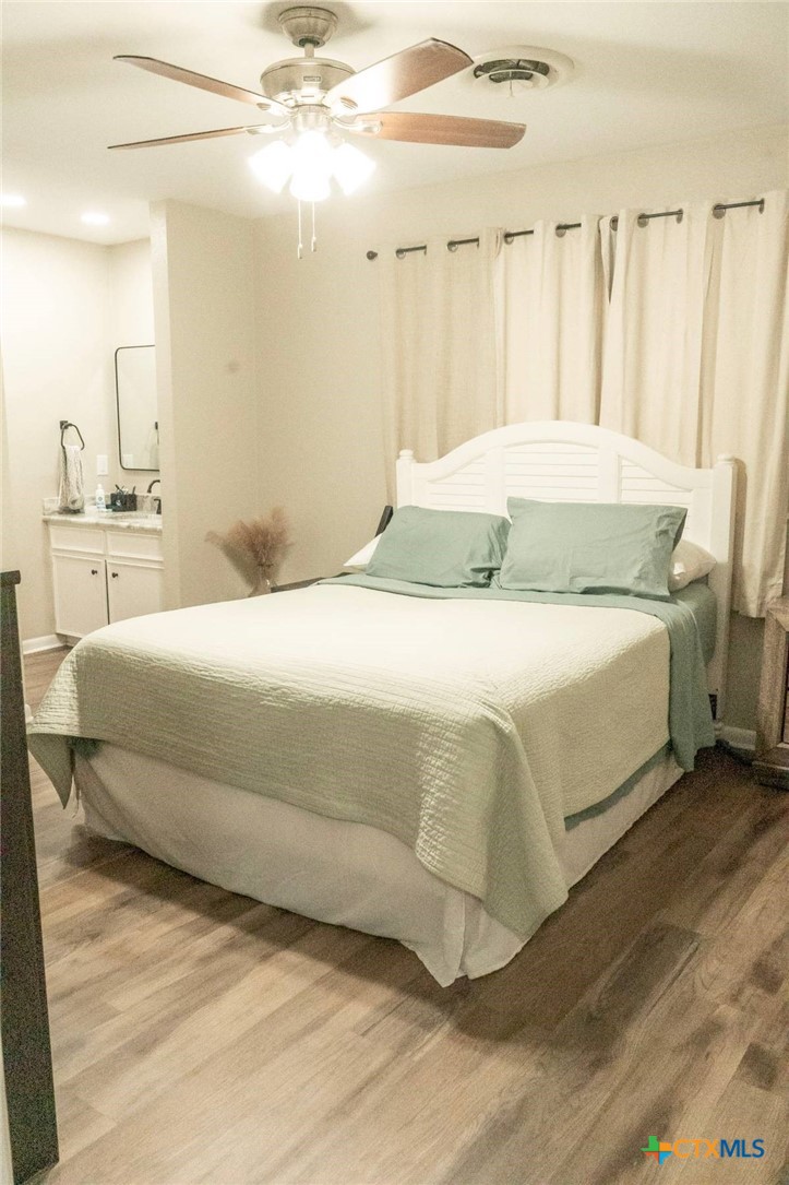 204 Timberlane Drive Victoria, TX 77901 - Photo 10 of 19