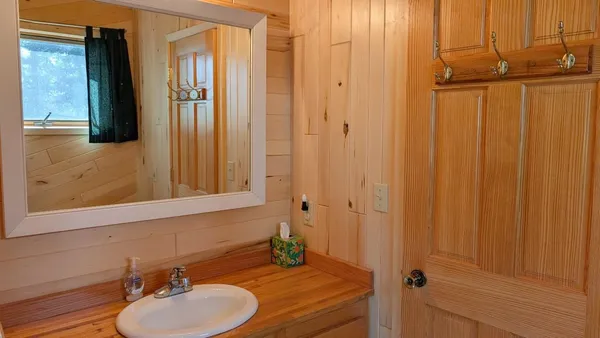 $800,000 | 8884 Raps Road, Cook, MN 55723