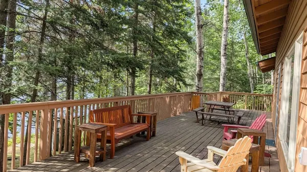 $800,000 | 8884 Raps Road, Cook, MN 55723