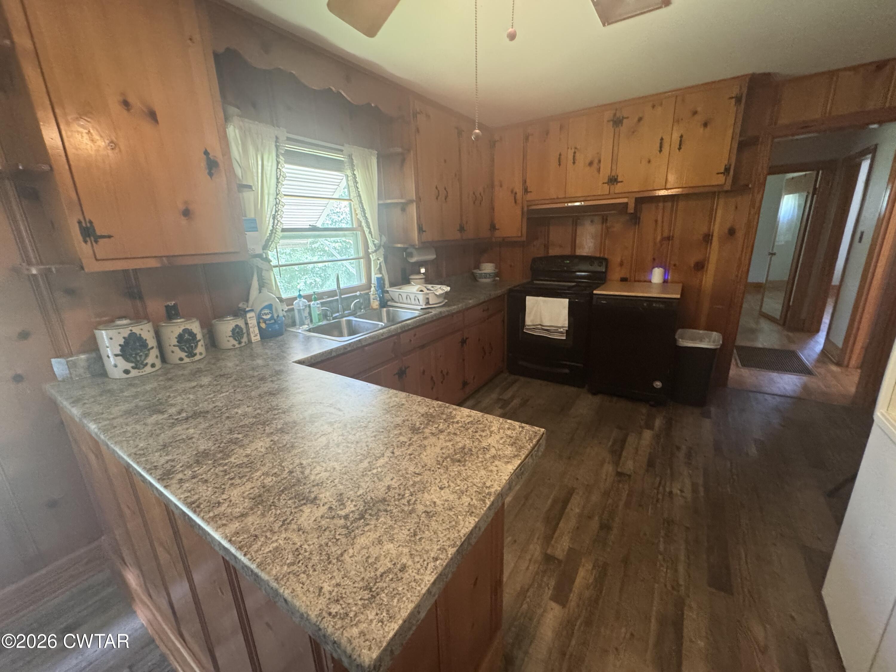 457 Parkburg Road Jackson, TN 38301 - Photo 5 of 17 IMG_0446