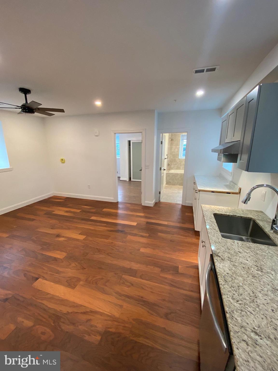 2797 Egypt, Unit 4 Norristown, PA 19403 - Photo 5 of 20 Kitchen