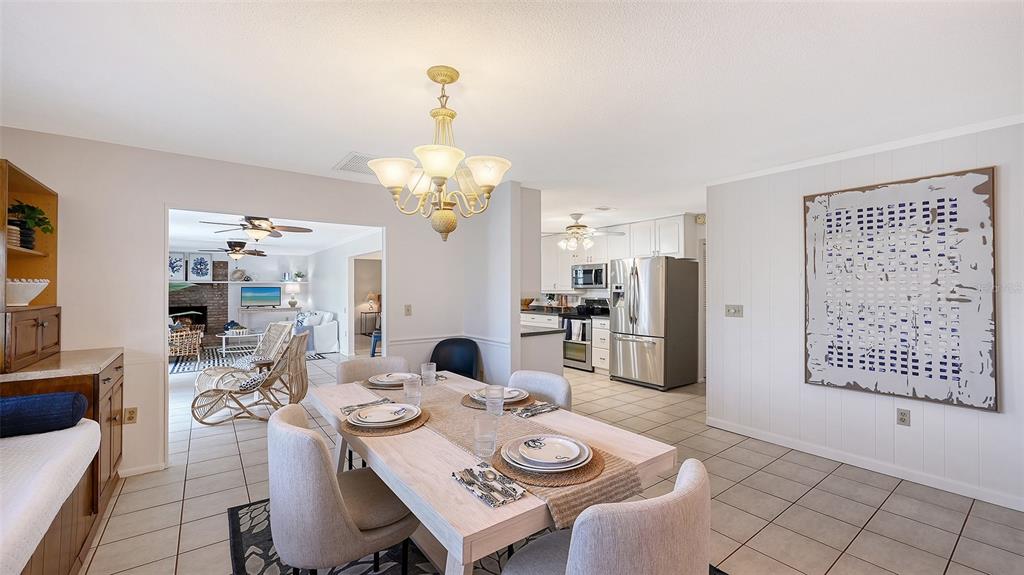 619 Albee Farm Road North Nokomis, FL 34275 - Photo 22 of 93 a view of a dining room with furniture