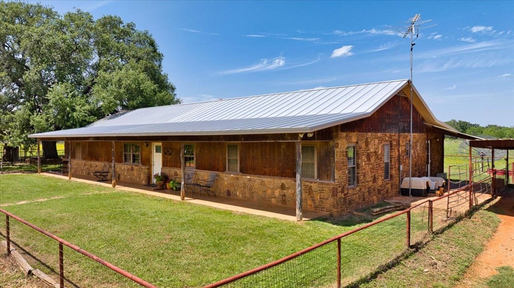3676 Red Lane Mason, TX 76856 - Photo 9 of 93