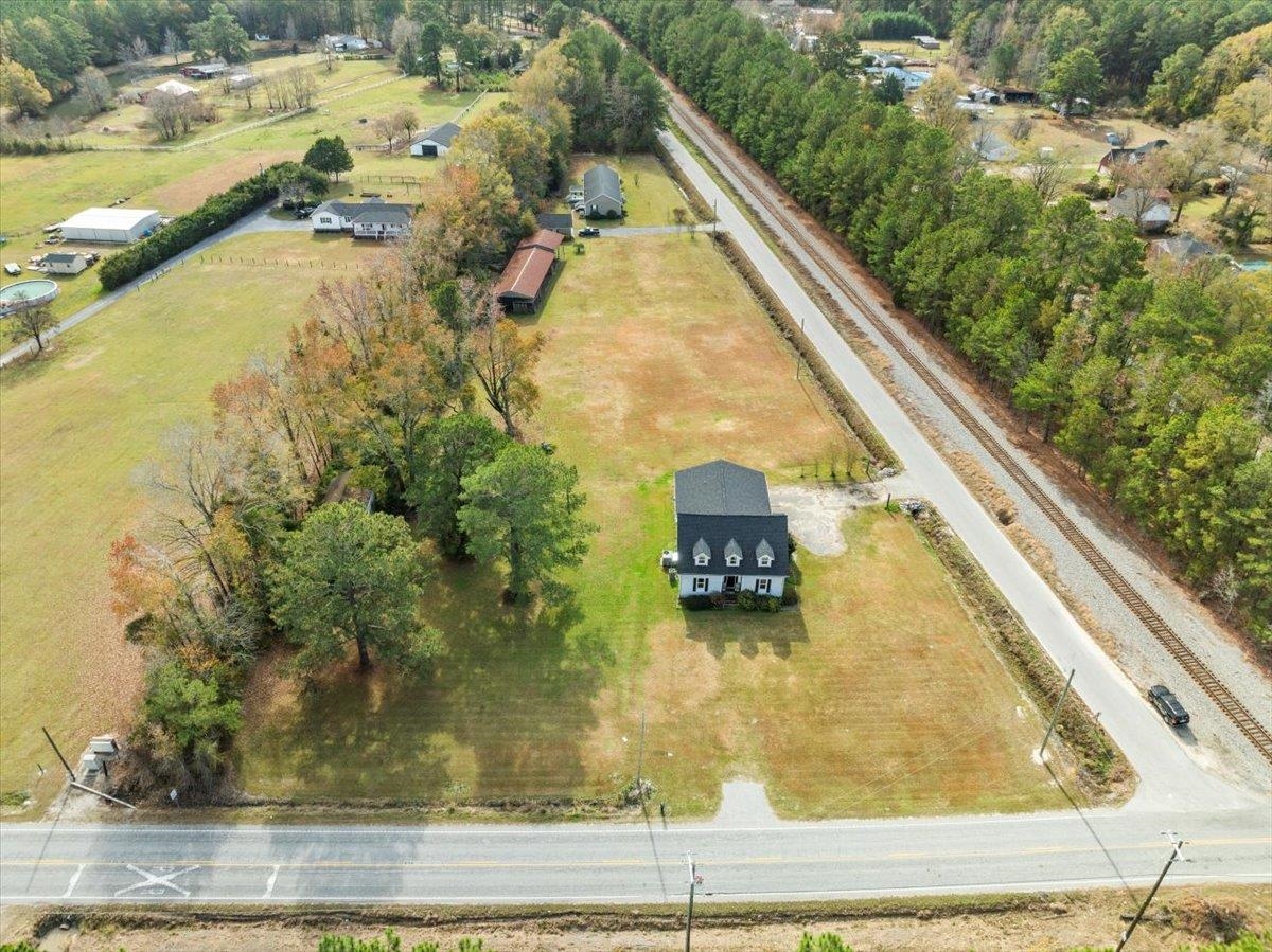 706 Poor Farm Road Effingham, SC 29541 - Photo 33 of 36