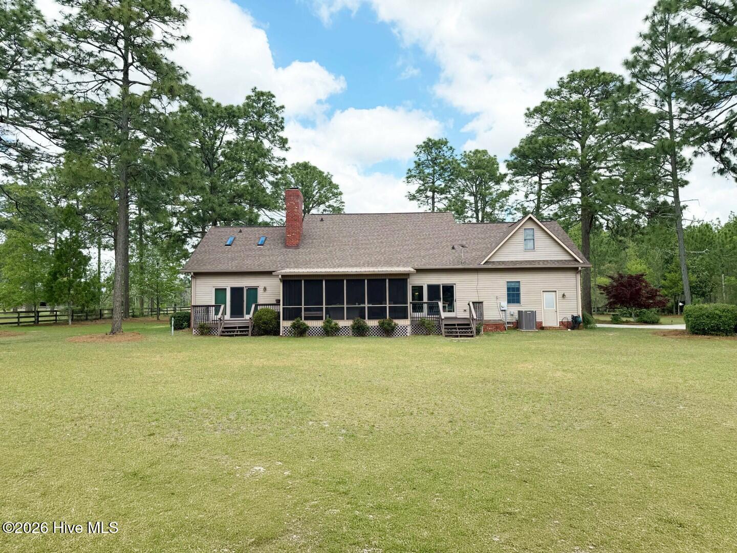 449 Rose Ridge Road Aberdeen, NC 28315 - Photo 19 of 109 iovito-449-rose-ridge-road-aberdeen-nc-b