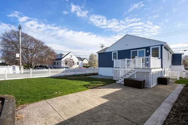 $899,000 | 88 Revere Street, Hull, MA 02045