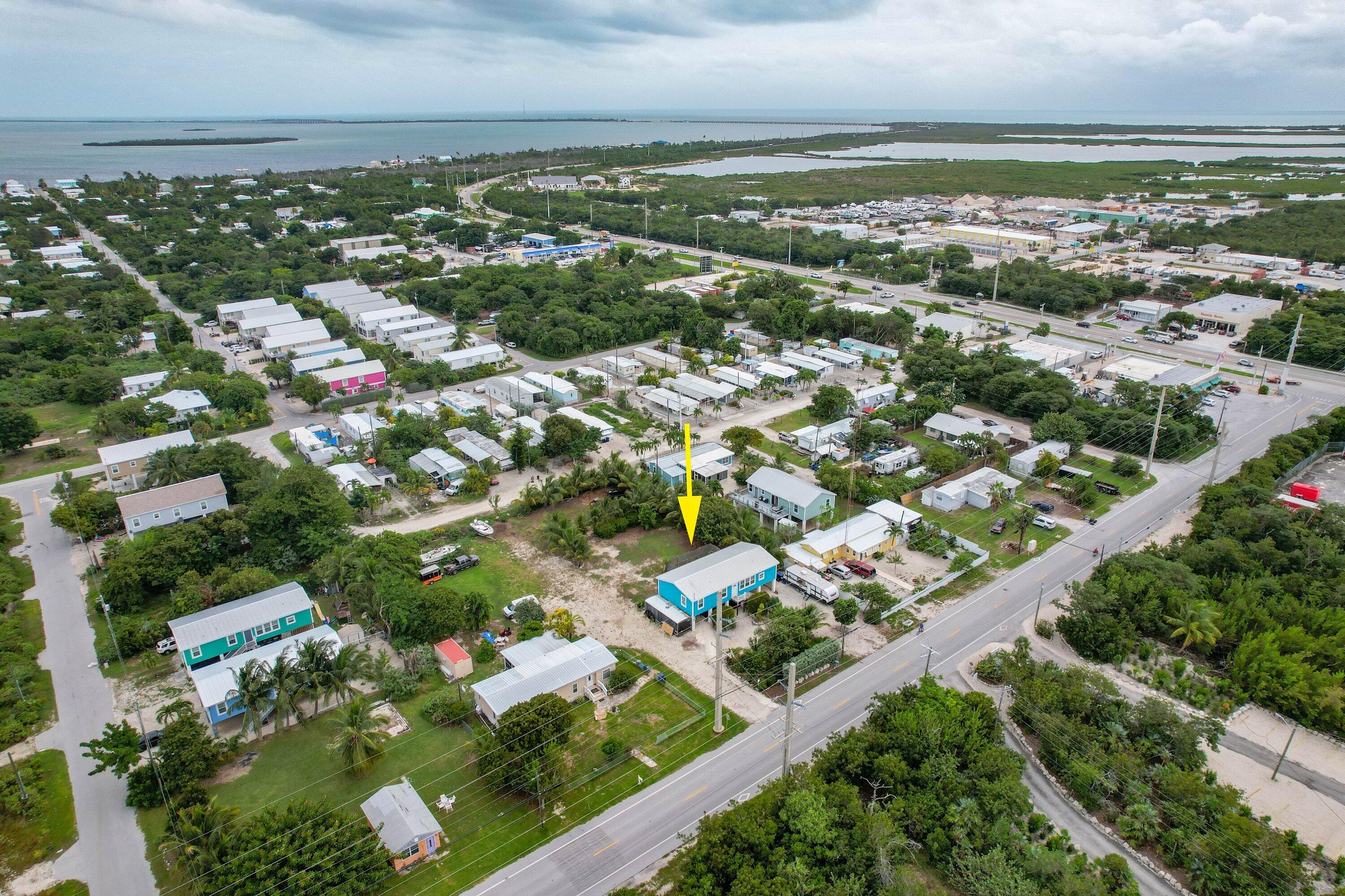 151 County Road Big Pine Key, FL 33043 - Photo 18 of 22 009-151CountyRoad-BigPineKey-FL-33043-SM
