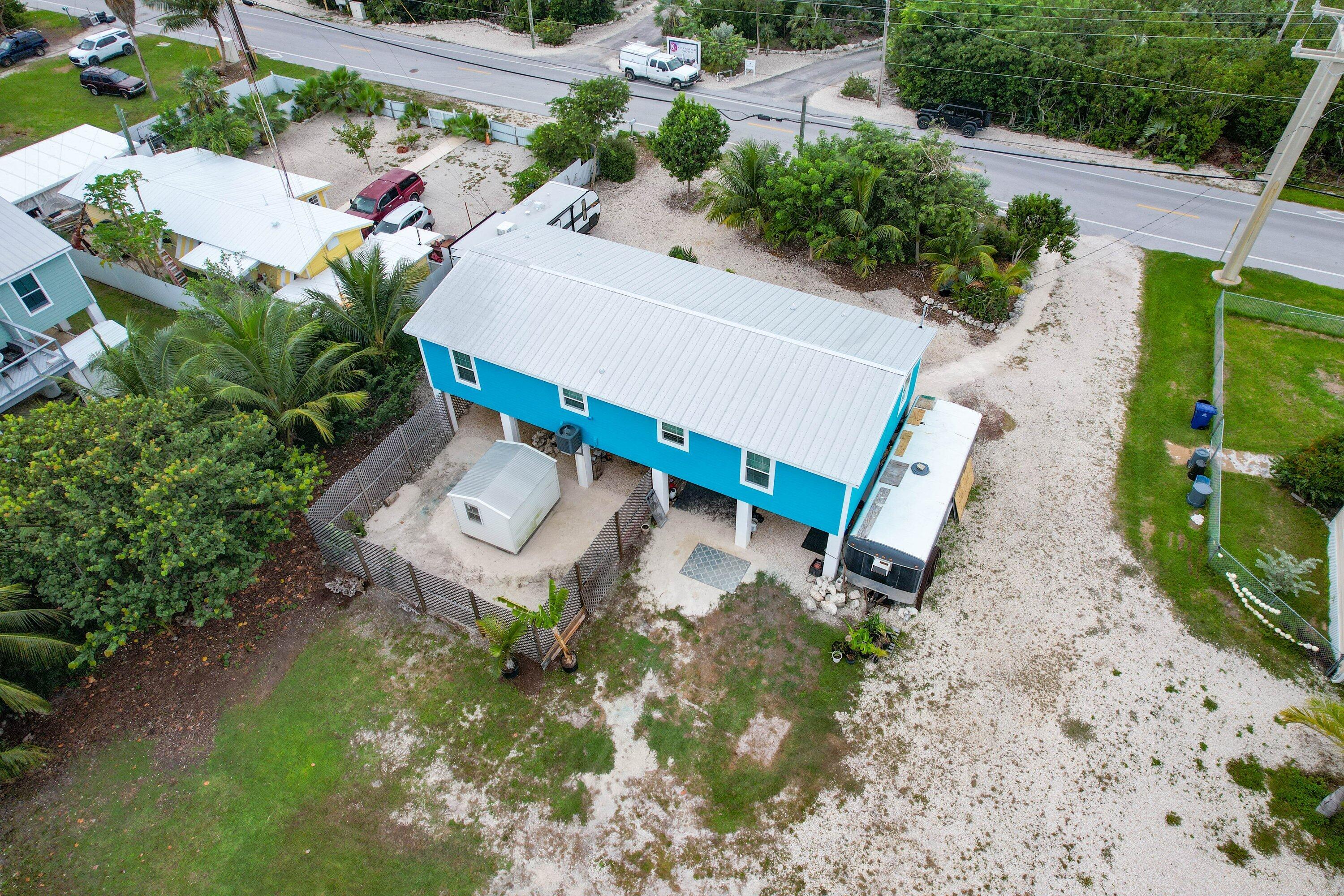 151 County Road Big Pine Key, FL 33043 - Photo 19 of 22 007-151CountyRoad-BigPineKey-FL-33043-SM