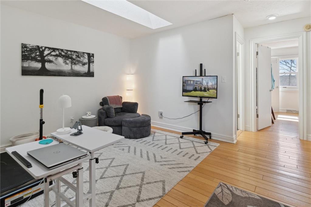 412 Chandler Place Pittsburgh, PA 15212 - Photo 21 of 38 a view of a workspace with furniture