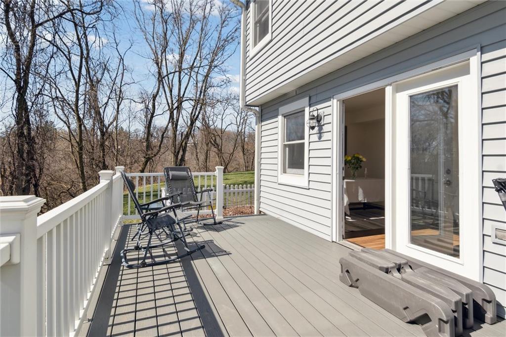 412 Chandler Place Pittsburgh, PA 15212 - Photo 33 of 38 a view of a roof deck