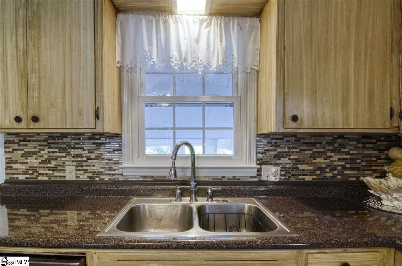 4637 Jug Factory Road Greer, SC 29651 - Photo 11 of 36