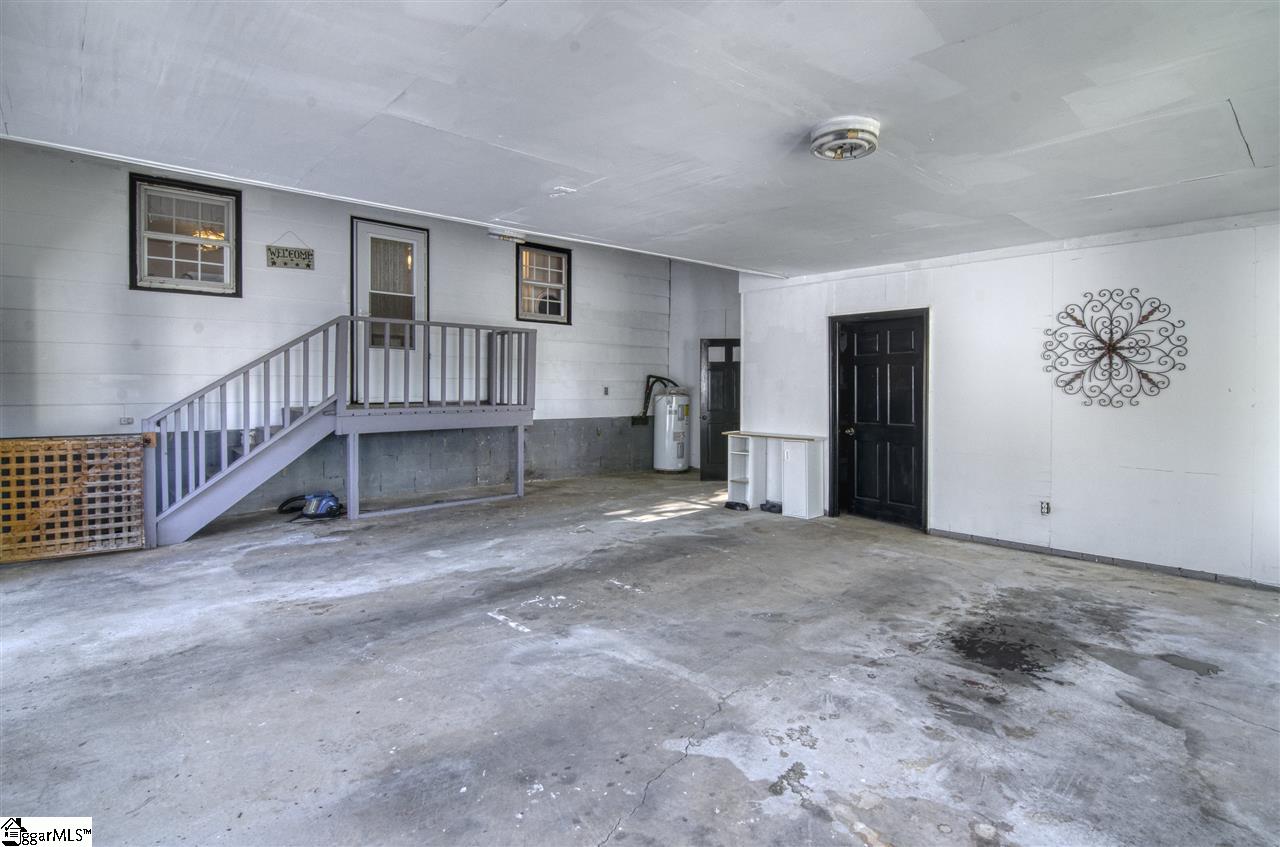 4637 Jug Factory Road Greer, SC 29651 - Photo 26 of 36