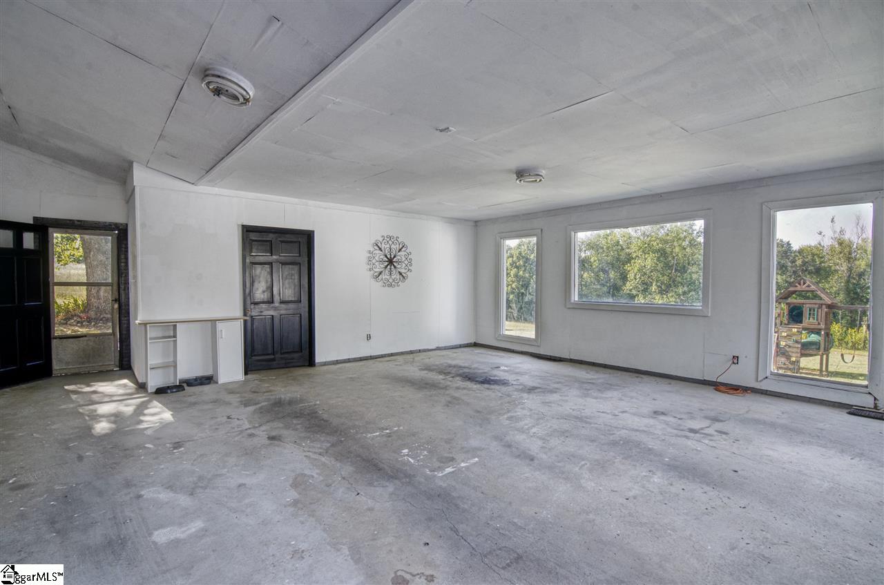4637 Jug Factory Road Greer, SC 29651 - Photo 27 of 36