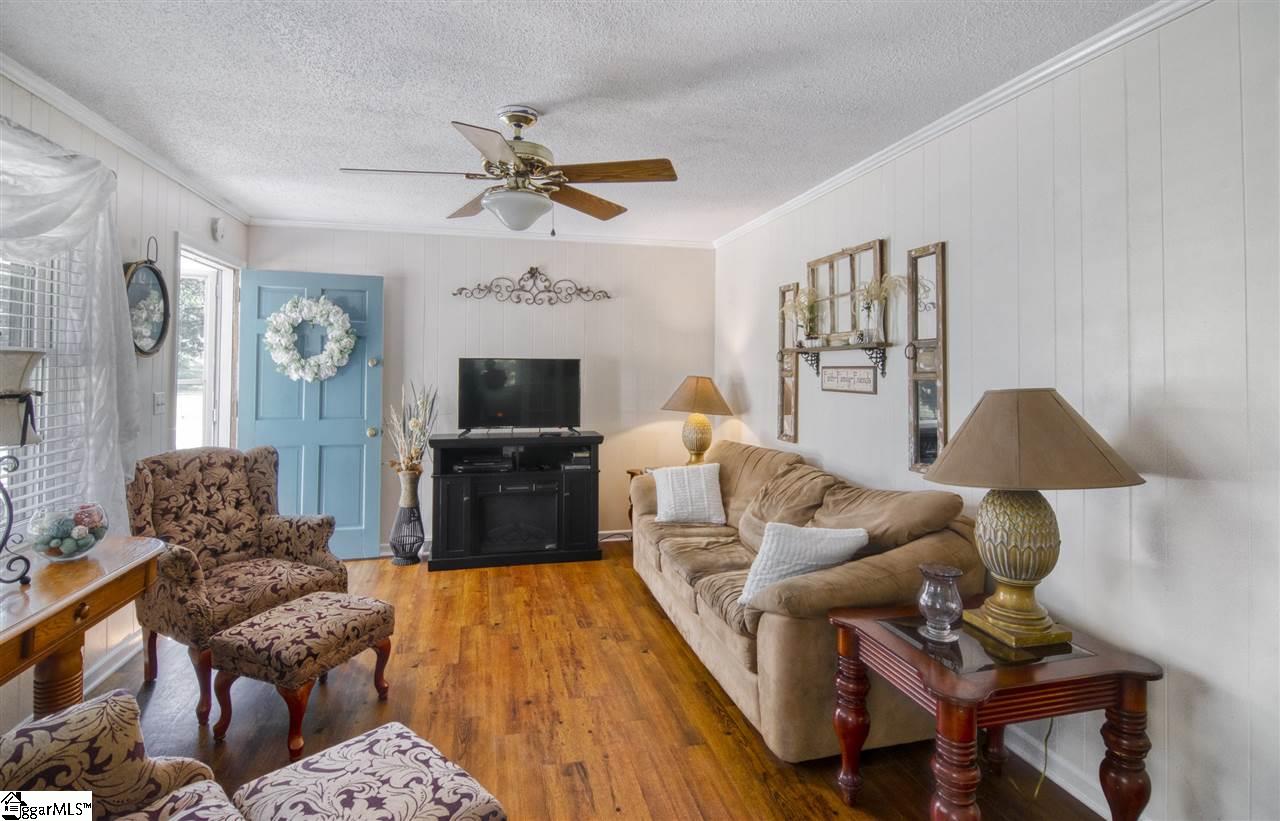 4637 Jug Factory Road Greer, SC 29651 - Photo 5 of 36