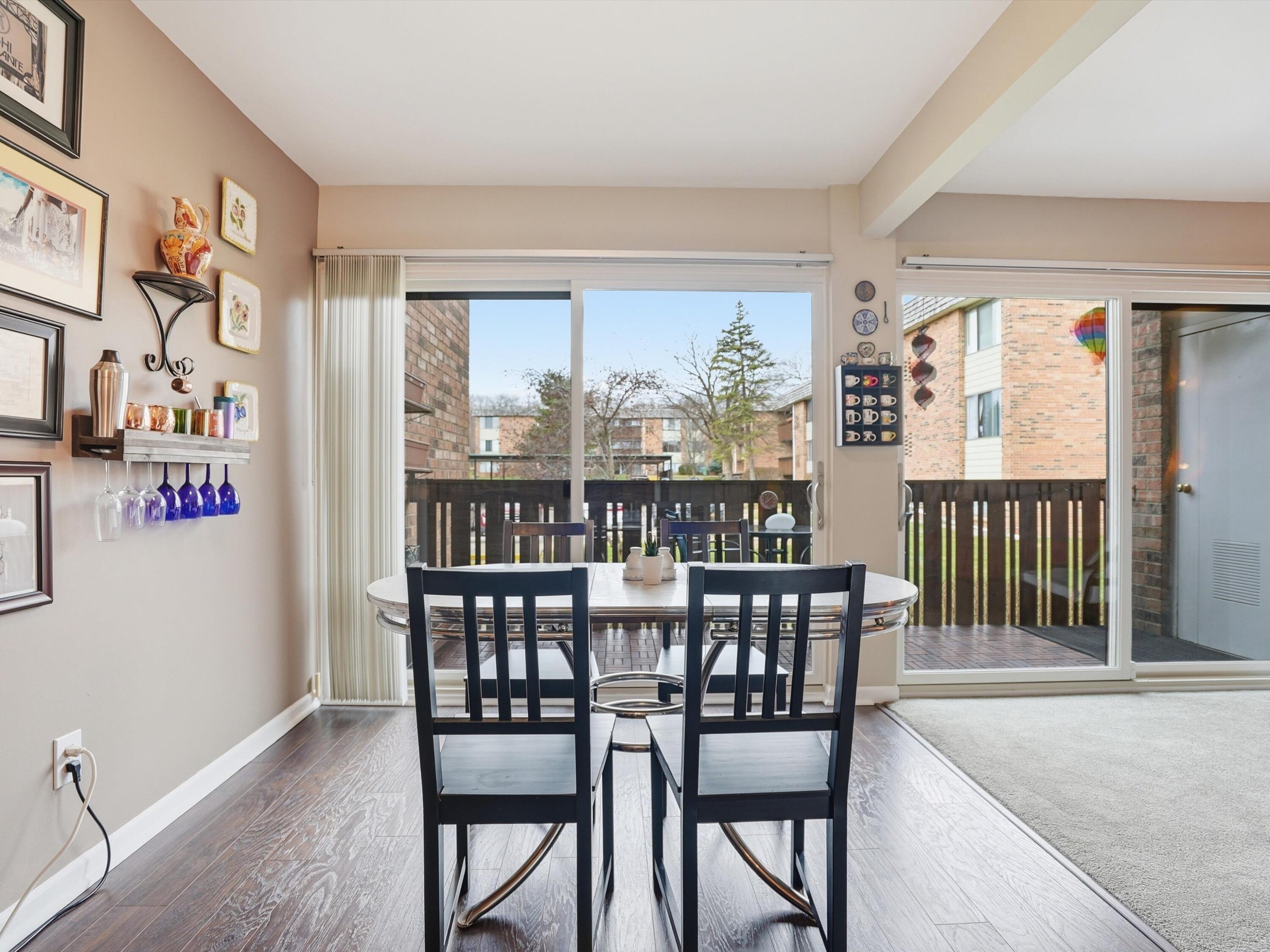 1265 South Maple Road, Unit 206 Ann Arbor, MI 48103 - Photo 21 of 52 23-DSC07922