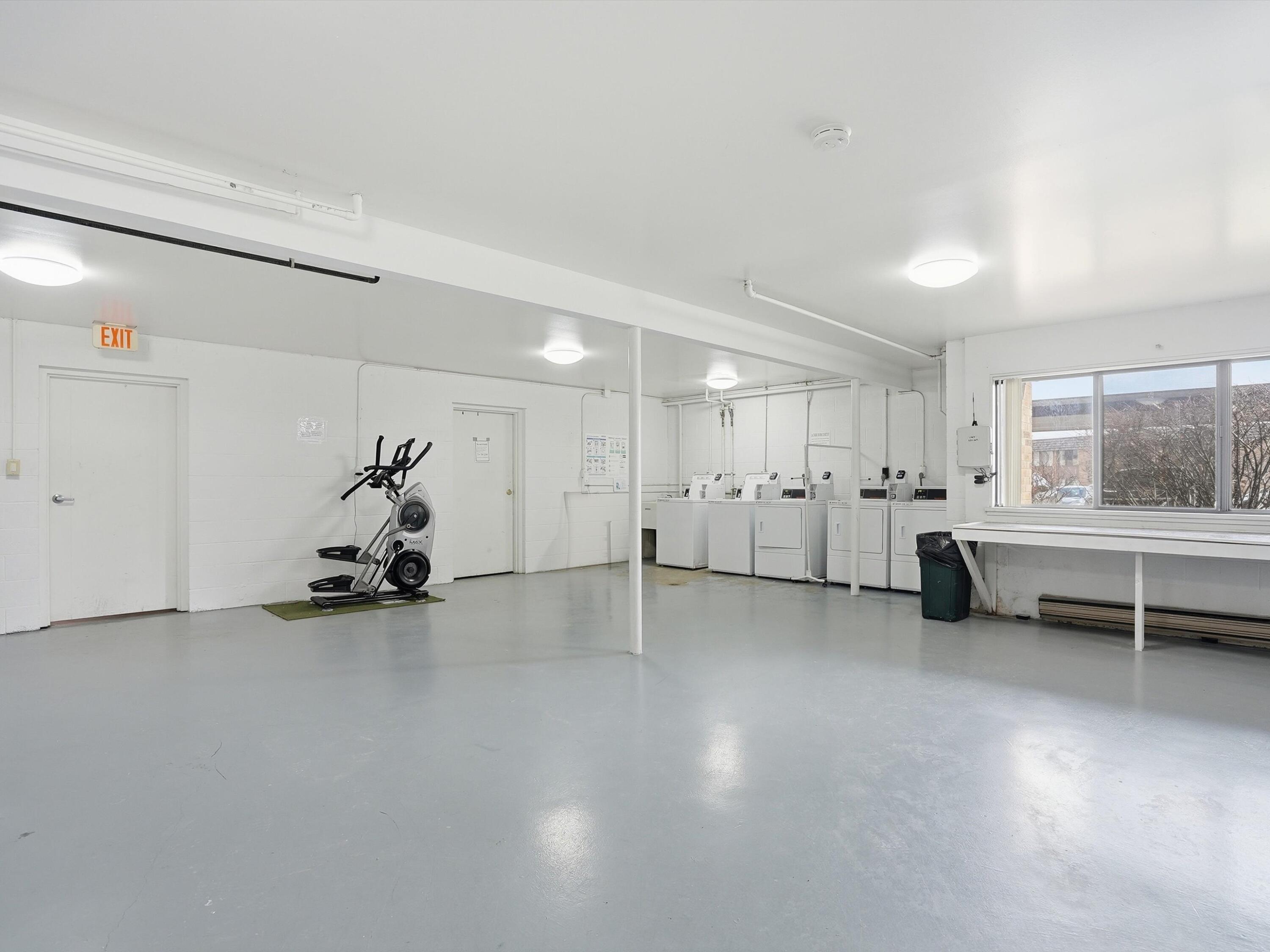 1265 South Maple Road, Unit 206 Ann Arbor, MI 48103 - Photo 30 of 52 62-DSC08007