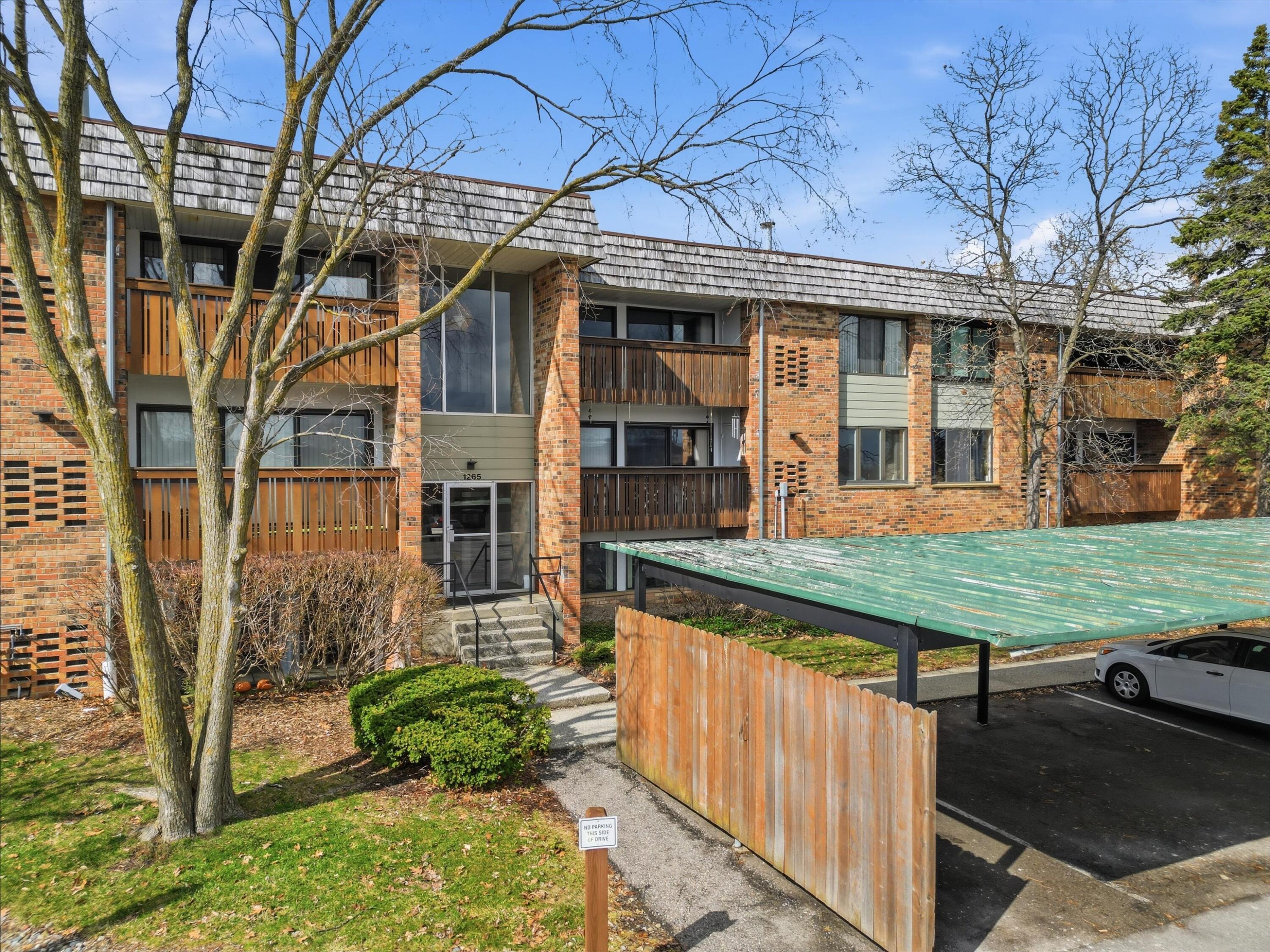1265 South Maple Road, Unit 206 Ann Arbor, MI 48103 - Photo 33 of 52 05-DJI_0010