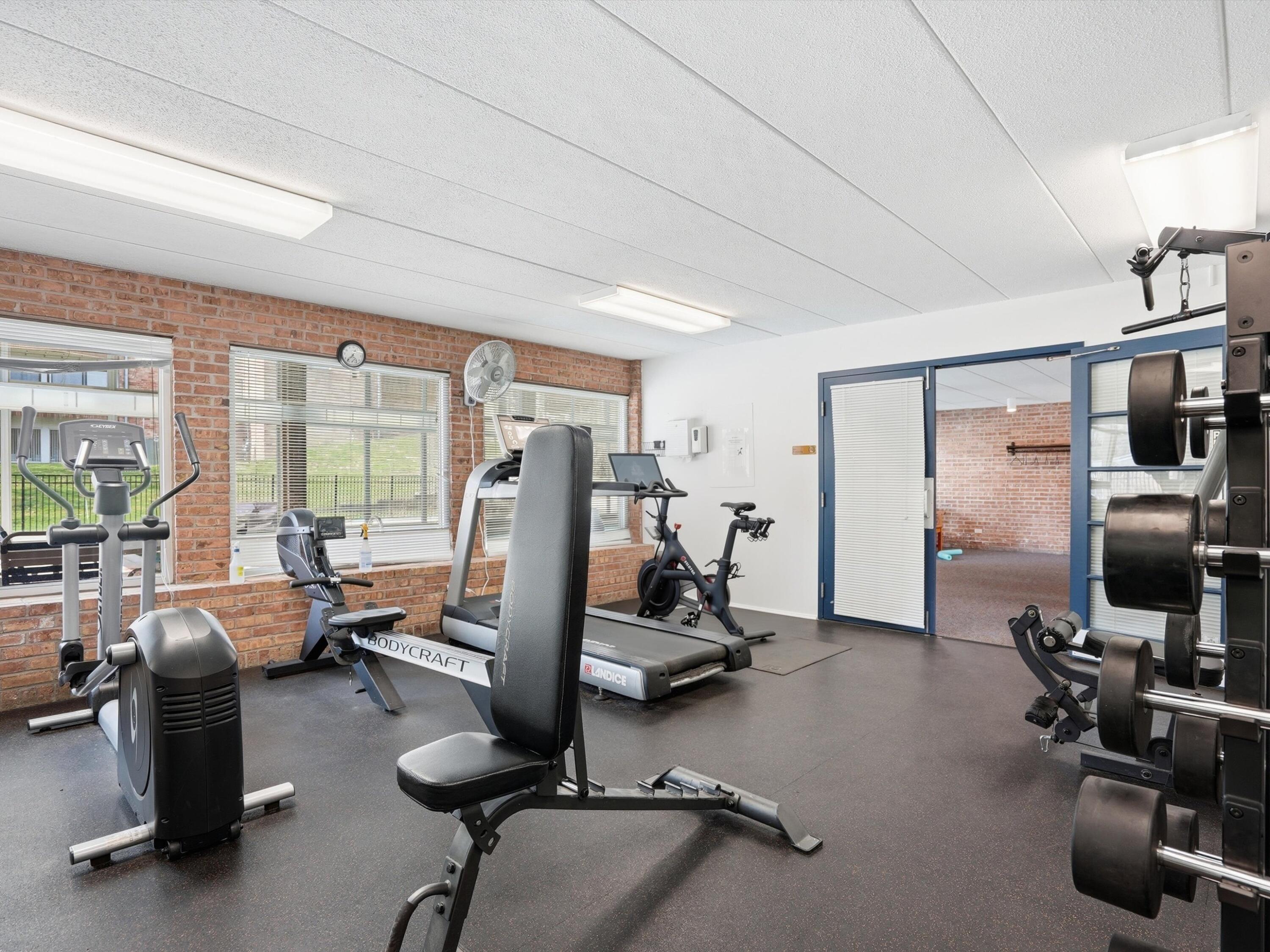 1265 South Maple Road, Unit 206 Ann Arbor, MI 48103 - Photo 37 of 52 54-DSC08042