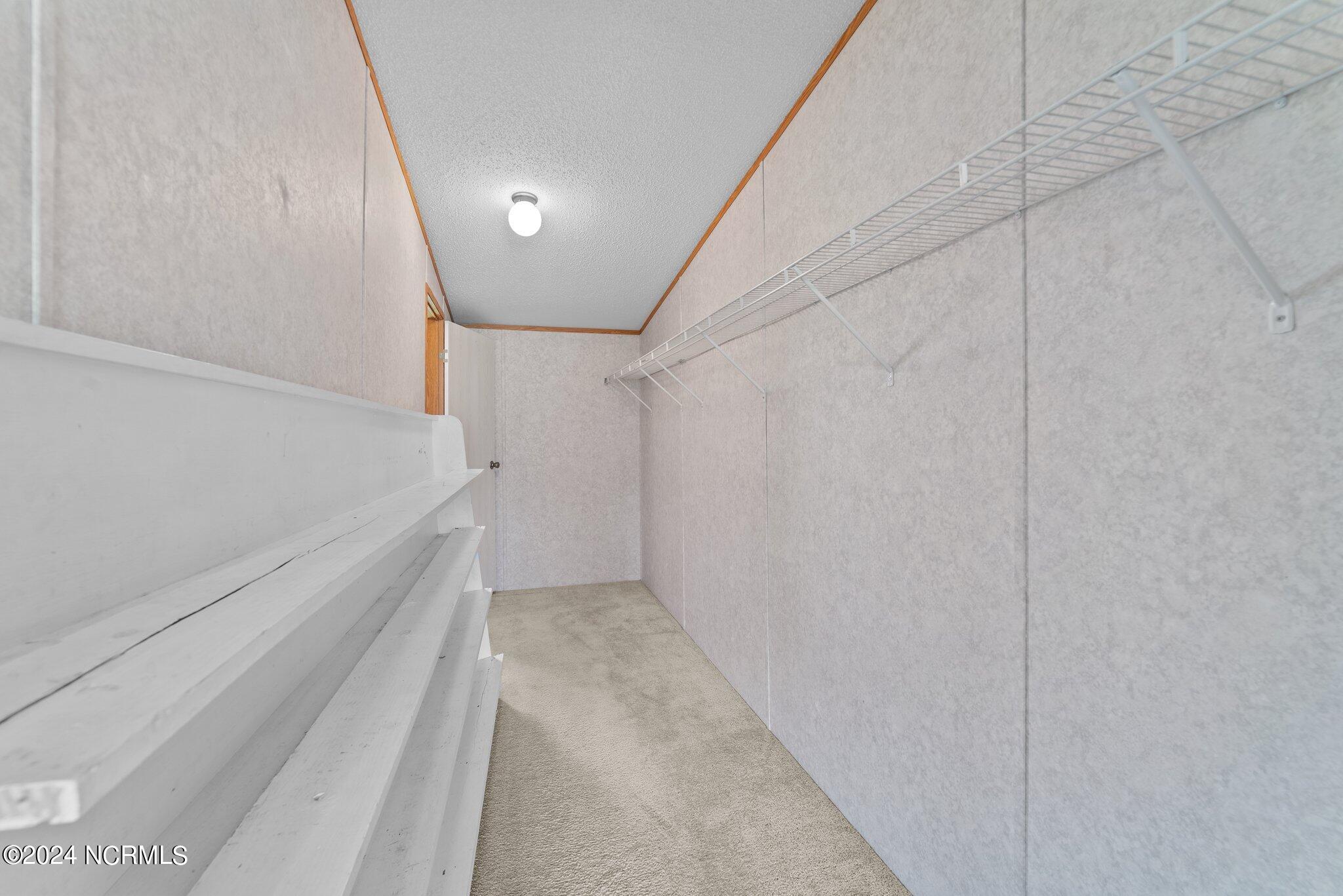 2058 Town Crier Road Kinston, NC 28504 - Photo 17 of 44 33-web-or-mls-DSC_1466