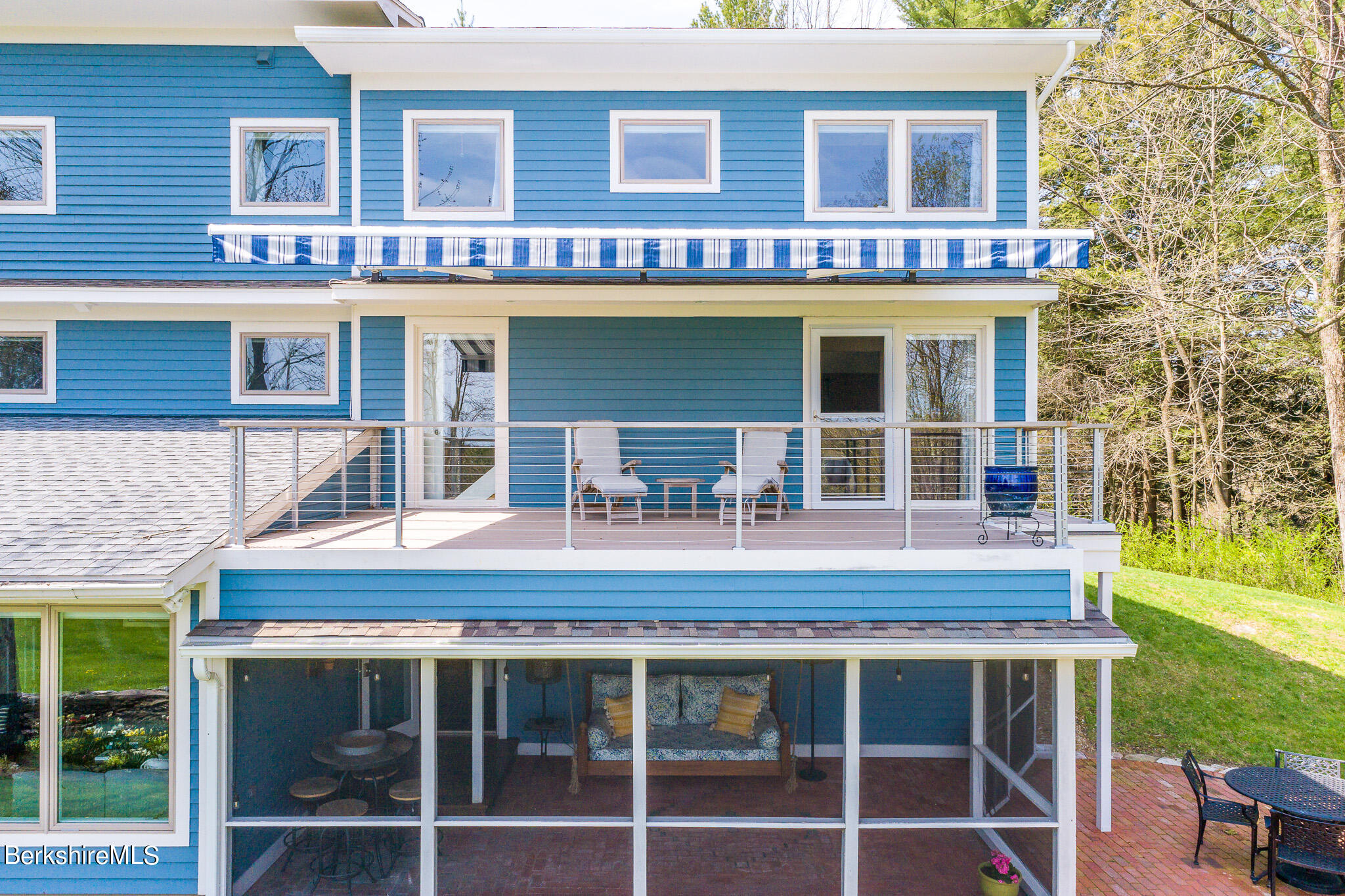 4-8 Boice Road Egremont, MA 01230 - Photo 20 of 50 Primary Suite Exterior with Roof Deck