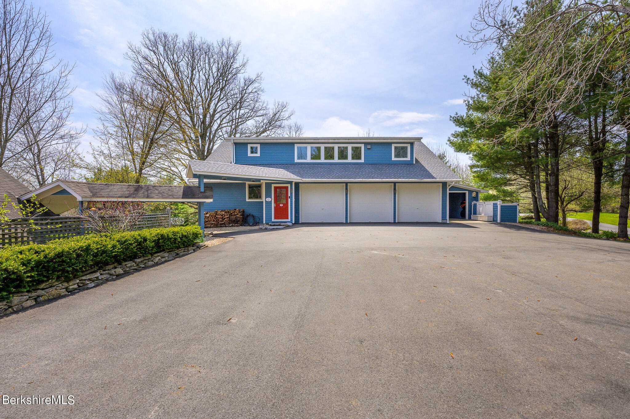 4-8 Boice Road Egremont, MA 01230 - Photo 45 of 50 Heated three car garage
