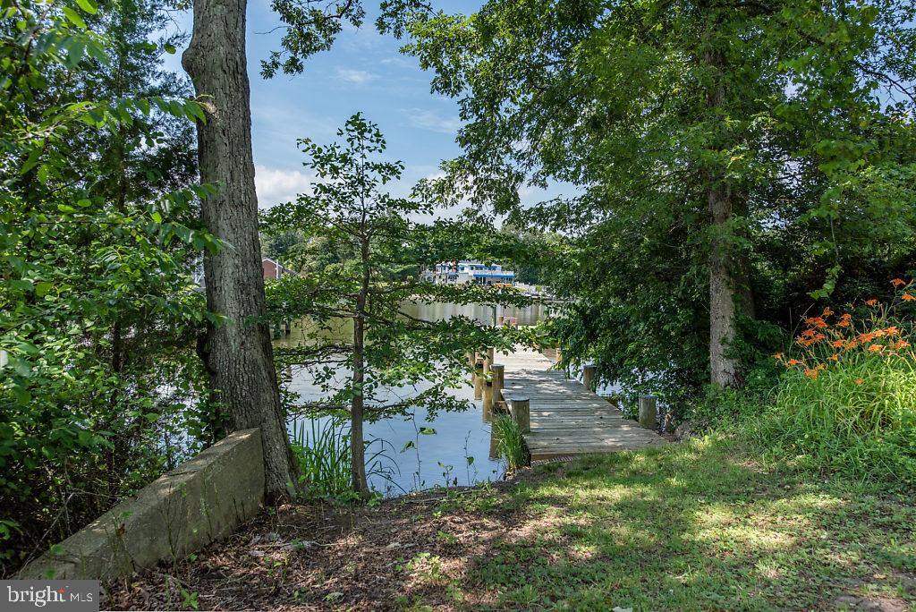 740 Powhatan Beach Road Pasadena, MD 21122 - Photo 6 of 39 Serene water views